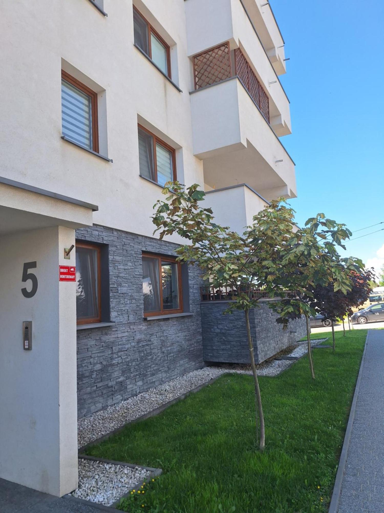 Gorska Szarotka Apartment *